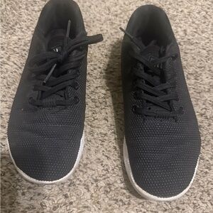 NOBULL Black White Training Shoes Women 8.5 Men 7 Cross Training Sneakers